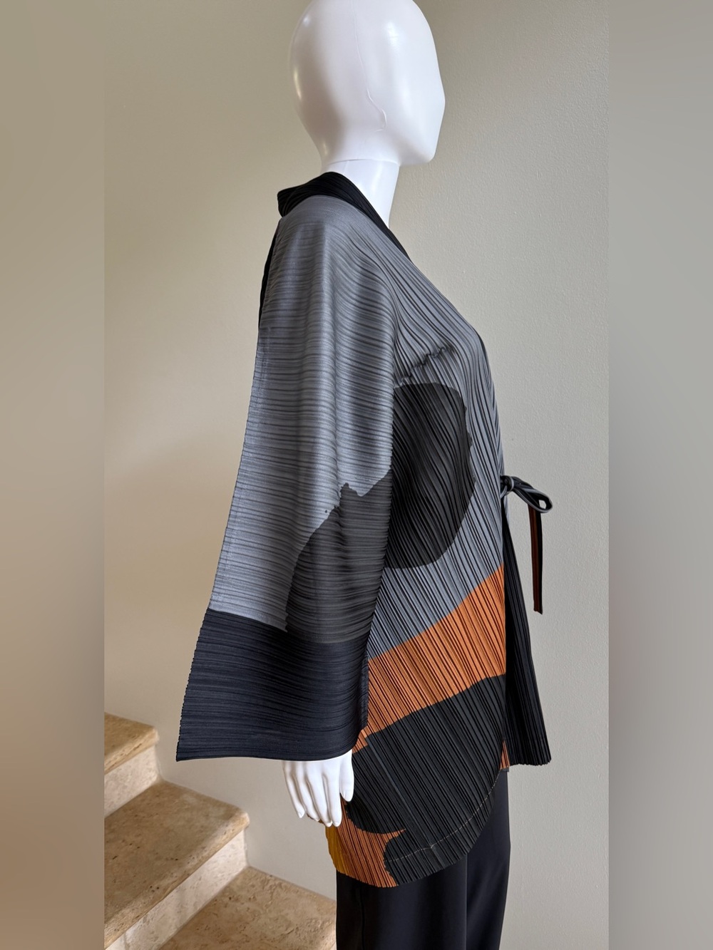 ISSEY MIYAKE x IKKO TANAKA Pleated Jacket, Limited Edition - Picture 2 of 6